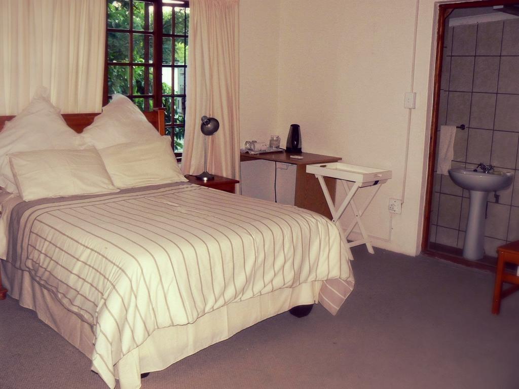 Country Link Guest Lodge コマティプルト エクステリア 写真